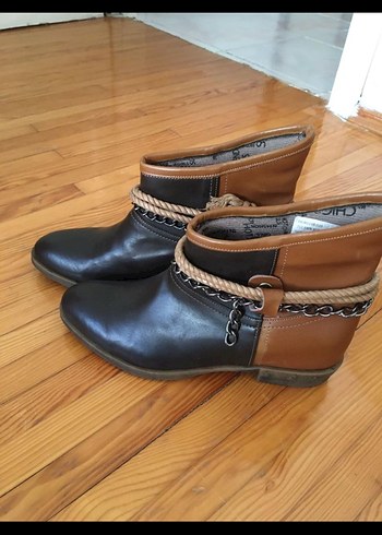 Deri Toka Detaylı Kahverengi Kadın Dolgu Topuk Bot - Görsel 3