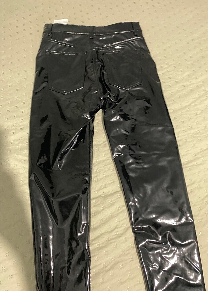 Pull and bear vinil skinny fit pantalon - Görsel 2