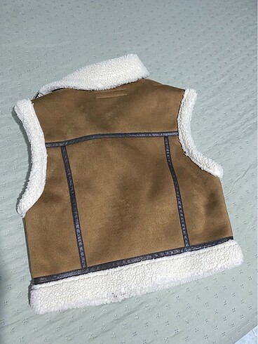 Zara  kürk yelek - Görsel 3