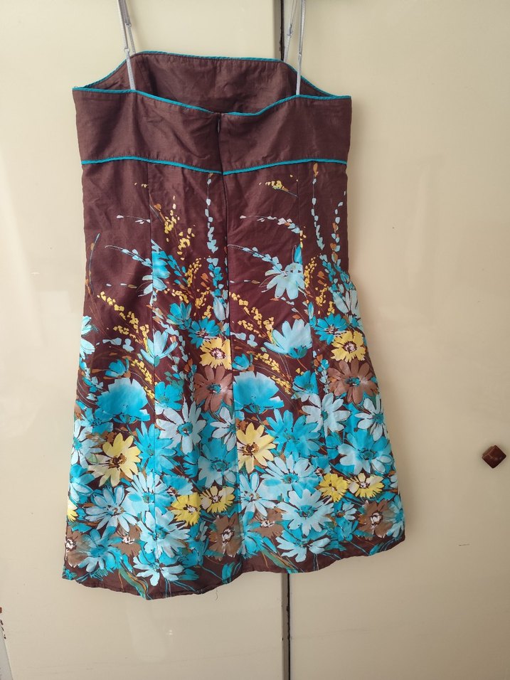 Bohem Tarzı Kahverengi Askısız Midi Elbise - Görsel 3