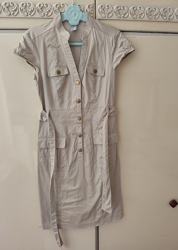 Bej Kemerli Kolsuz Midi Elbise - Görsel 5