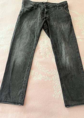 Levis Koyu Gri Yikamali Denim Jean