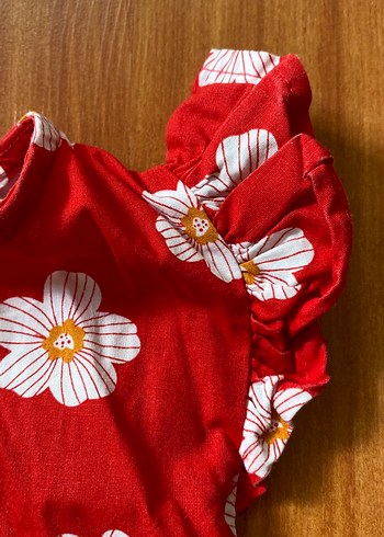 Kız Çocuk Kırmızı Çiçekli Fırfırlı Elbise - Görsel 4