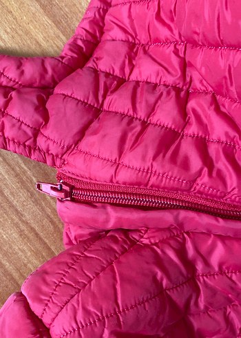 Çocuk Kapüşonlu Kırmızı Fermuarlı Mont - Görsel 5