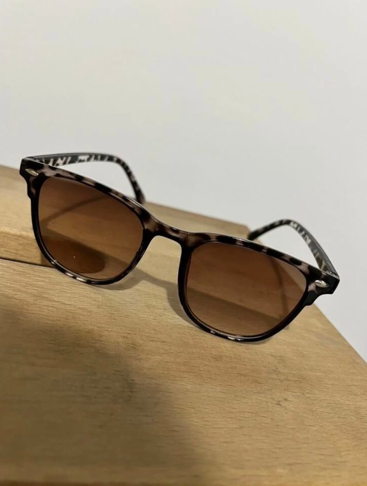 Kahverengi Güneş Gözlüğü - Görsel 2