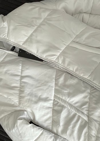 Beyaz Kadın Midi Kışlık Mont - Görsel 2