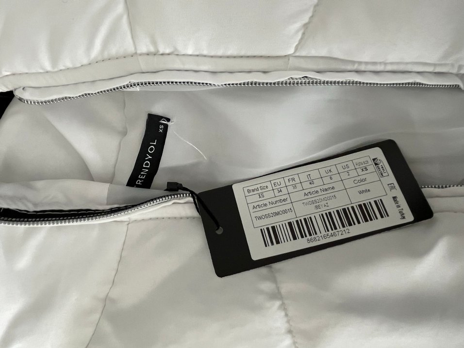 Beyaz Kadın Midi Kışlık Mont - Görsel 3