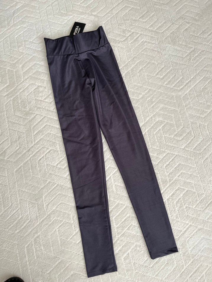 Kadın Gri Düz Kesim Kumaş Pantolon - Görsel 3