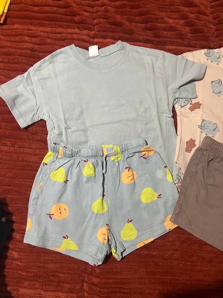 H&m çocuk tişört şort set - Görsel 4