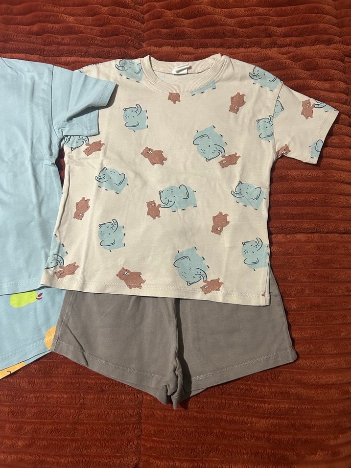 H&m çocuk tişört şort set - Görsel 3