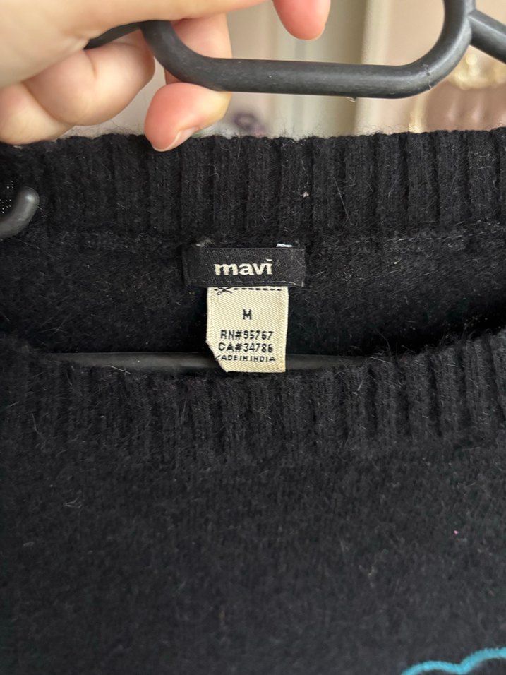 Nakışlı Siyah Kadın Triko Kazak - Görsel 3