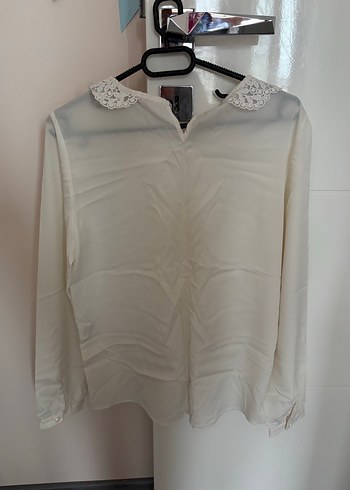 Düğmeli Beyaz Uzun Kollu Kadın Gömlek - Görsel 2