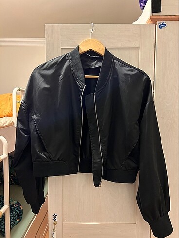 Zara zara saten bomber