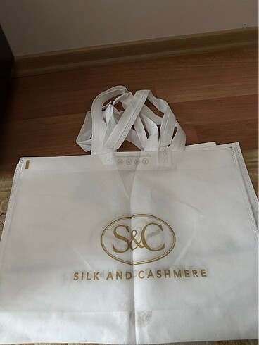 Silk and Cashmere Çanta