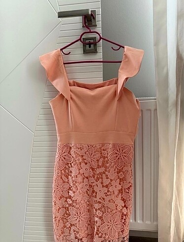 Toz pembe tül elbise