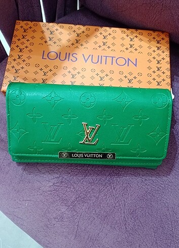 Louis Vuitton çift kapaklı cüzdan 