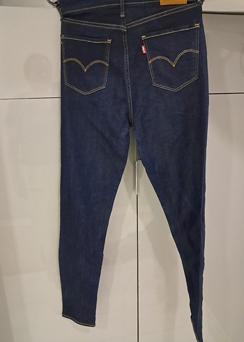 Levis Kadın Lacivert Kemerli Denim Pantolon