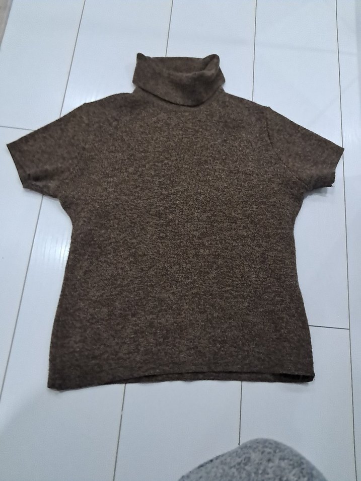 Kahverengi Kısa Kollu Boğazlı Kadın Kazak - Görsel 2