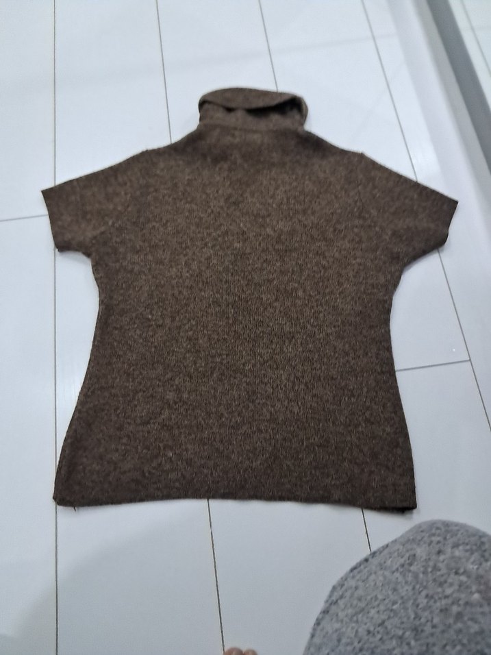 Kahverengi Kısa Kollu Boğazlı Kadın Kazak - Görsel 3