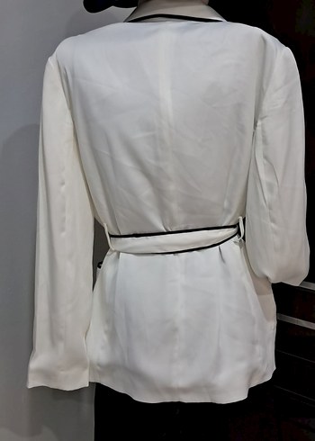 Beyaz ceket - Görsel 3