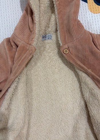 Kapüşonlu Düğmeli Erkek Çocuk Kaban - Görsel 2