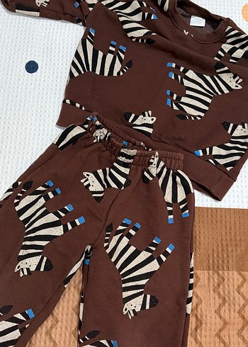 Kahverengi Zebra Desenli Bebek Takımı - Görsel 4