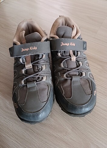 34 Beden Kız çocuk outdoor ayakkabı