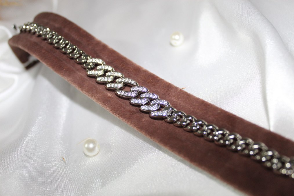 Zincir Detaylı Parlak Kahverengi Yılan Desenli Bileklik - Görsel 2