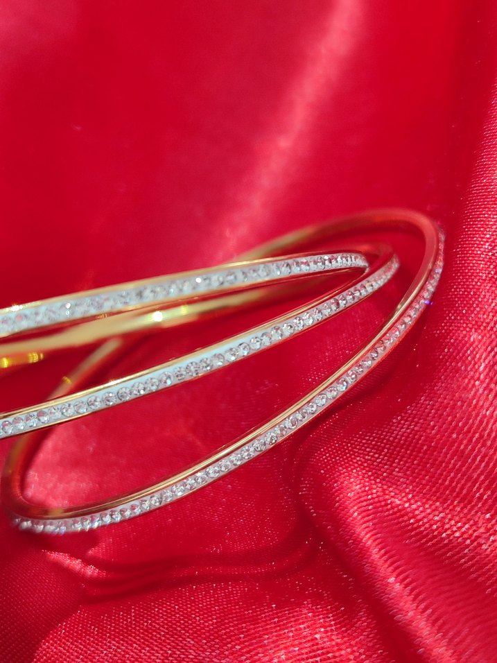 Elastik Altın Renk Kadın Bileklik Seti Ajda - Görsel 2