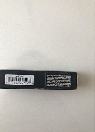  Beden Mac concealer