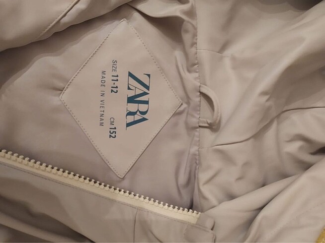 Zara yağmurluk - Görsel 3