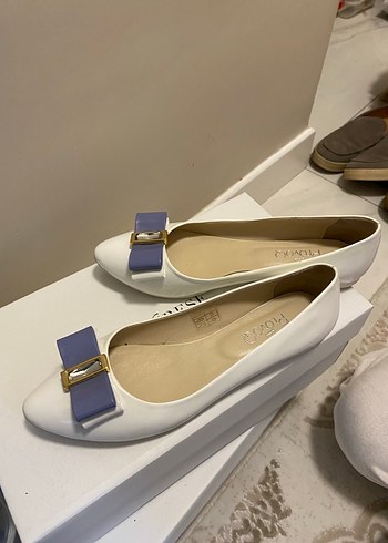 Beyaz Kadın Dolgu Topuklu Klasik Ayakkabı - Görsel 3