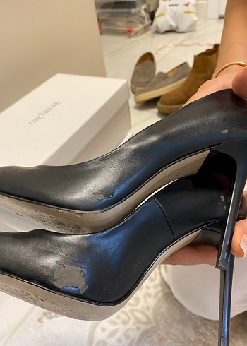 Siyah Rugan Deri Stiletto Topuklu Kadın Ayakkabı - Görsel 5