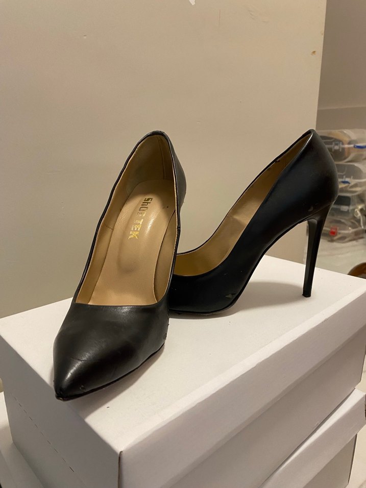 Siyah Rugan Deri Stiletto Topuklu Kadın Ayakkabı - Görsel 2