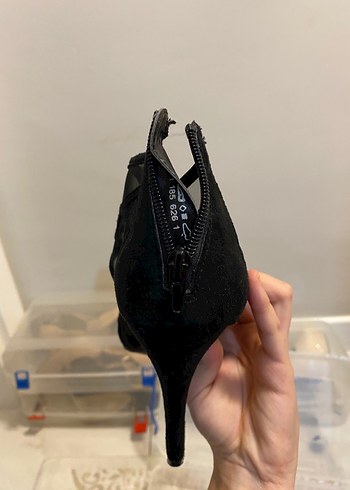 Siyah Dantel Desenli Stiletto Topuklu Kadın Ayakkabı - Görsel 6