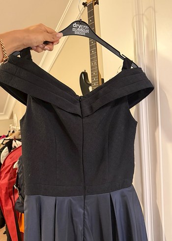 Siyah Uzun Drapeli Gece Elbisesi - Görsel 3