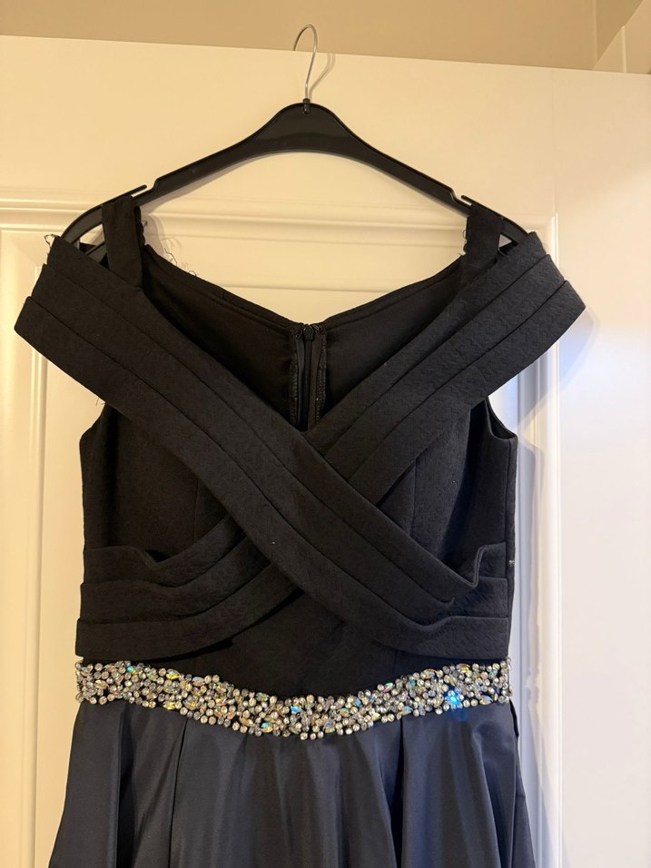 Siyah Uzun Drapeli Gece Elbisesi - Görsel 2