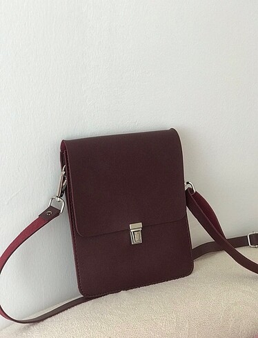 Beden bordo Renk Bordo askılı çanta