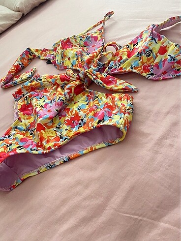 34 Beden çeşitli Renk Mayo bikini