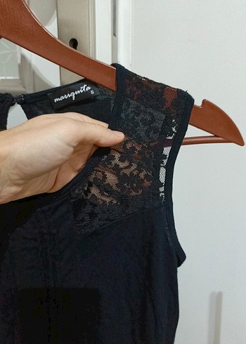 Dantel Detaylı Siyah Kolsuz Kadın Bluz - Görsel 3