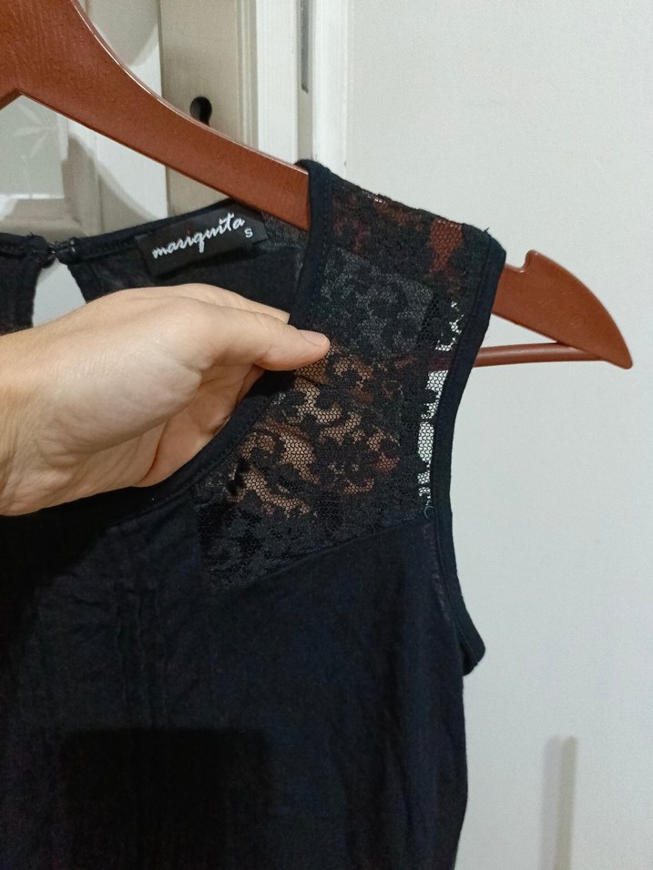 Dantel Detaylı Siyah Kolsuz Kadın Bluz - Görsel 3