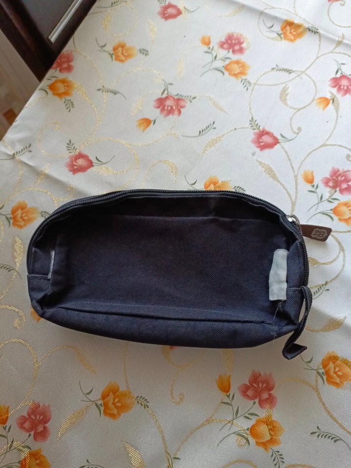 BJK Logolu Siyah Çocuk Kalem Kutusu - Görsel 4