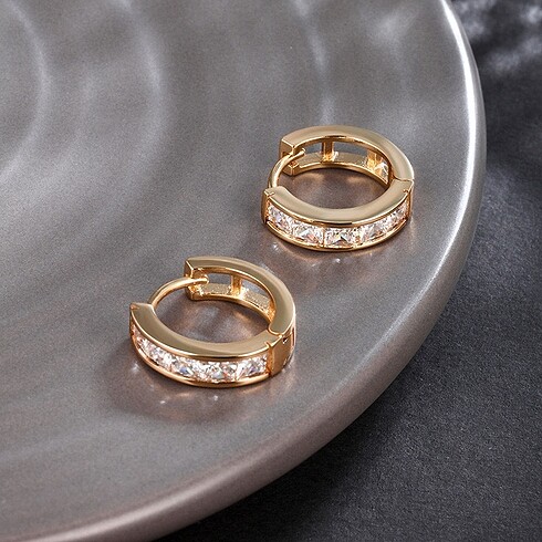  Beden altın Renk Xuping Taş Detaylı Rose Gold Çelik Küpe