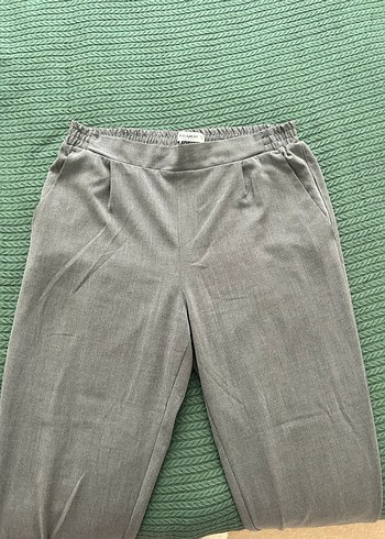 m Beden gri Renk Gri Kadın Kumaş düz Kesim Pantolon #Pull&Bear