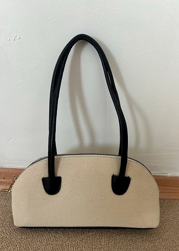 Zara Uzun Saplı Beyaz Kemer Detaylı El ve Omuz Kadın Çanta