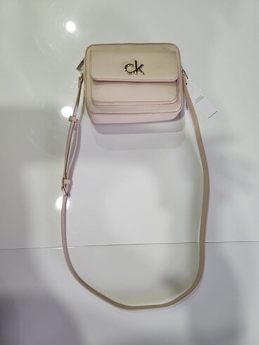 Calvin Klein askılı çanta