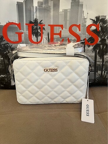 Guess askılı çanta