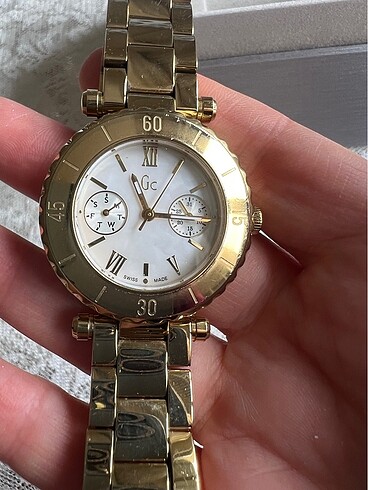 Beden altın Renk Guess Collection saat