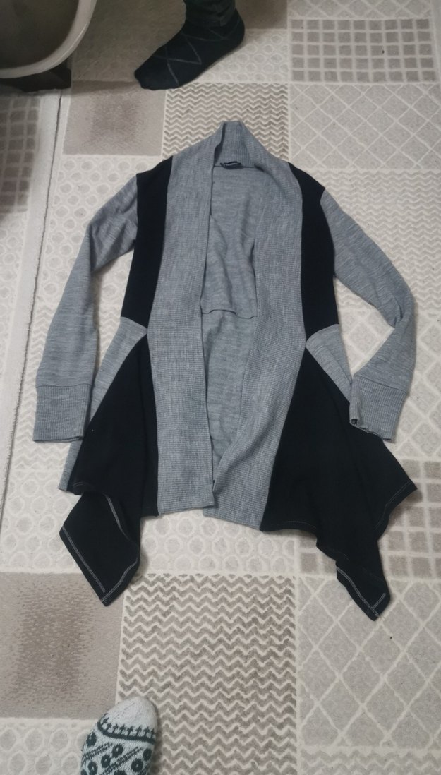 Gri Uzun Kollu Kadın Hırka - Görsel 2