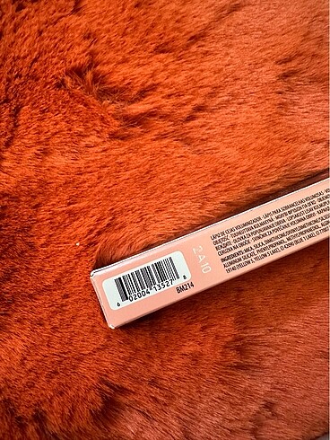 Benefit Gimme dolgunlaştırıcı kaş kalemi - Görsel 6